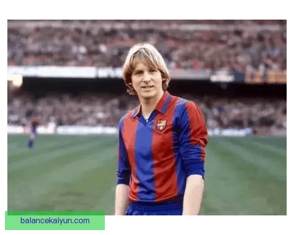 贝肯鲍尔持续引领足球风潮，其时代象征依然值得关注